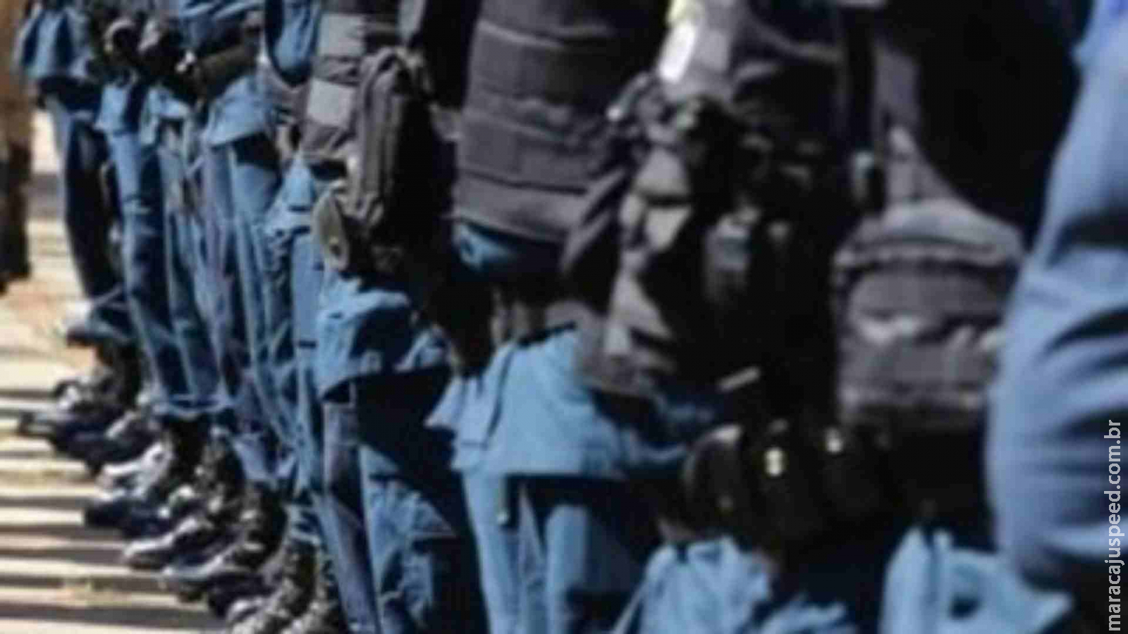 Riedel suspende obrigação de transferência de policiais militares para reserva por tempo de serviço