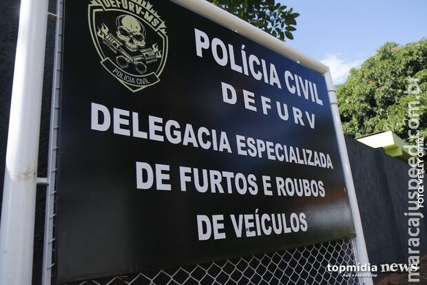 Seis morrem em confronto com policiais em Anastácio Seis morrem em confronto com policiais em Anastácio