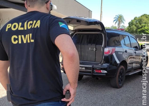 Vizinho agride mãe e filha adolescente por mulher rejeitar investidas amorosas Vizinho agride mãe e filha adolescente por mulher rejeitar investidas amorosas