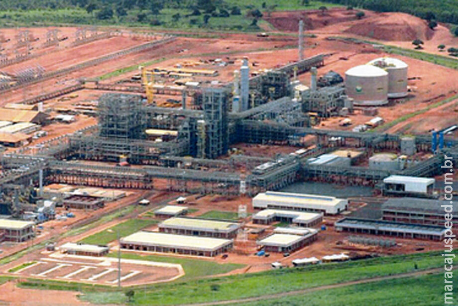 Acordo entre Brasil e Bolívia garante gás para fábrica de Três Lagoas Acordo entre Brasil e Bolívia garante gás para fábrica de Três Lagoas