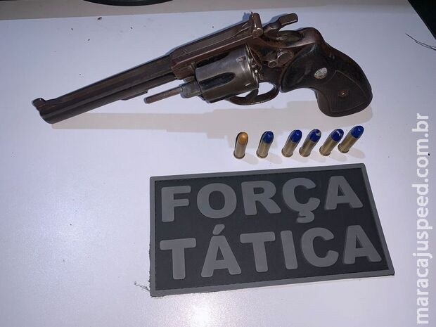 Atirador manda bala em casa com mulher e cinco crianças em Corumbá Atirador manda bala em casa com mulher e cinco crianças em Corumbá