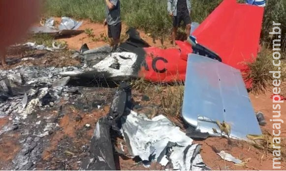 Com excesso de peso, avião do tráfico é queimado em pista clandestina Com excesso de peso, avião do tráfico é queimado em pista clandestina
