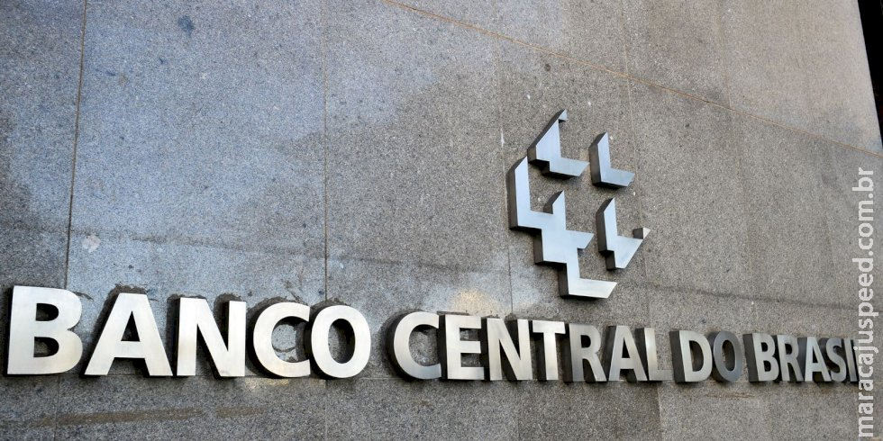 Contas externas têm saldo negativo de US$ 1,6 bilhão em novembro Contas externas têm saldo negativo de US$ 1,6 bilhão em novembro