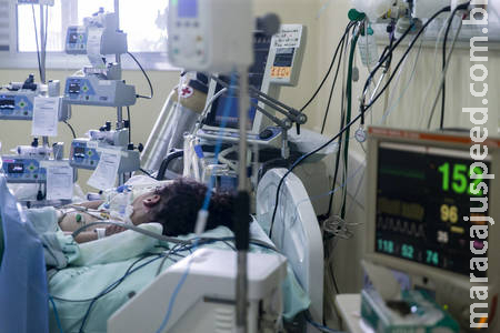 Criança de 11 anos que teve 80% do corpo queimado em Sidrolândia, enfrenta grave quadro de saúde na Santa Casa Criança de 11 anos que teve 80% do corpo queimado em Sidrolândia, enfrenta grave quadro de saúde na Santa Casa
