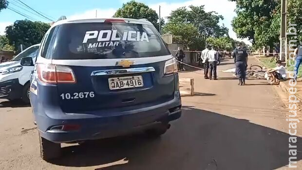 Criança morre após ser atropelada por carreta em Dourados Criança morre após ser atropelada por carreta em Dourados