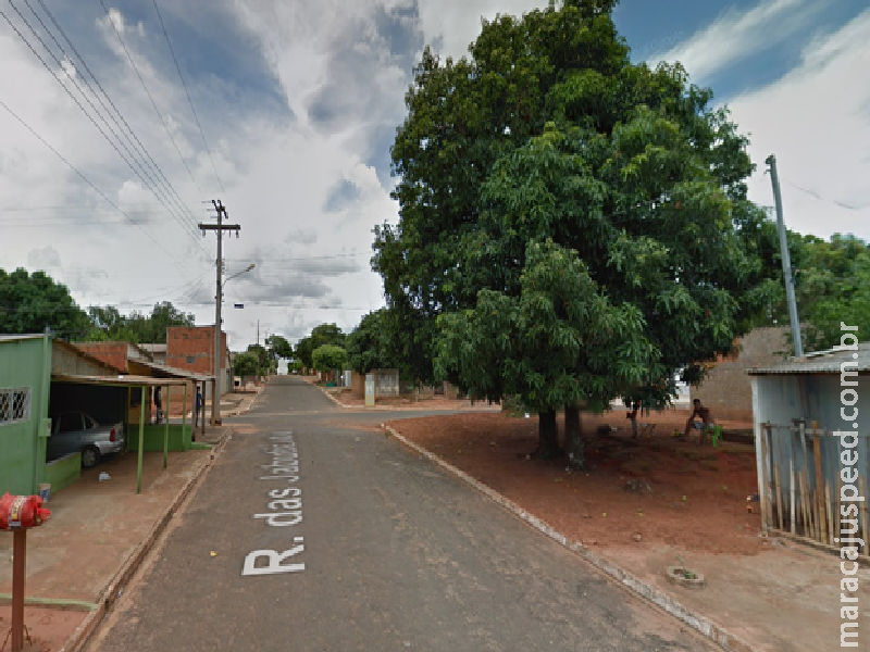 Dupla assassina homem a tiros na frente de casa em Sonora Dupla assassina homem a tiros na frente de casa em Sonora