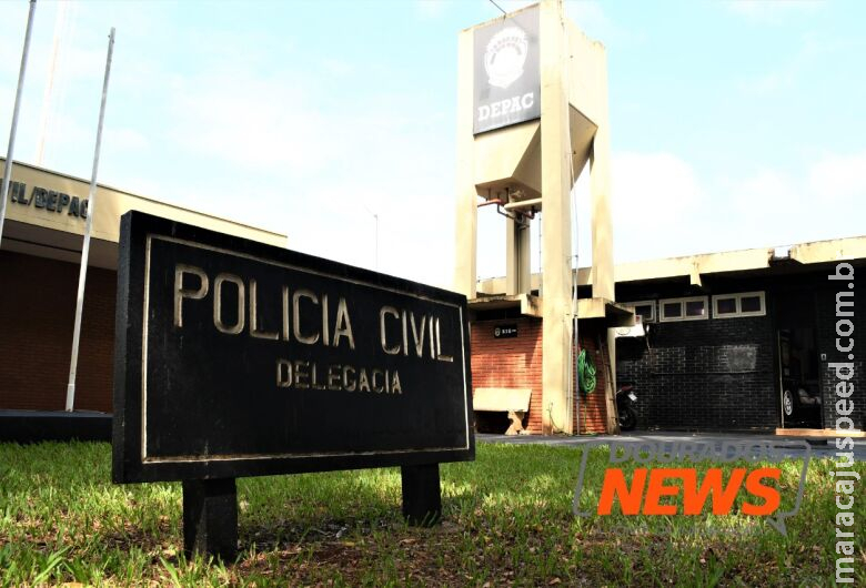 Embriagada, mulher é presa ao dirigir veículo furtado Embriagada, mulher é presa ao dirigir veículo furtado
