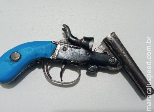 Homem atira acidentalmente na mão após manusear garrucha em Porto Murtinho