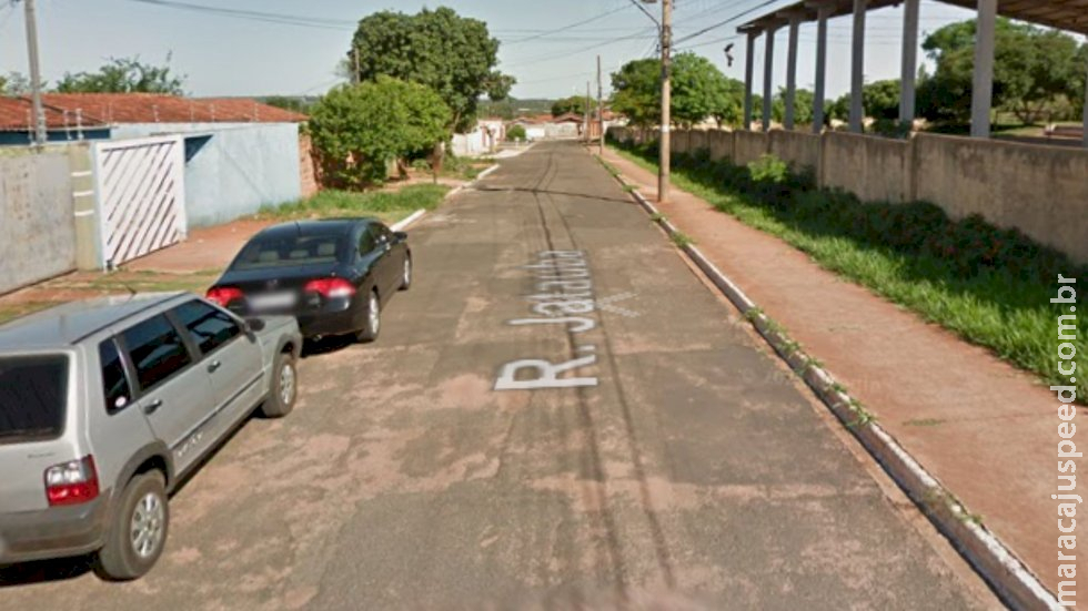Homem tem mão quase decepada em briga de vizinhos em MS Homem tem mão quase decepada em briga de vizinhos em MS