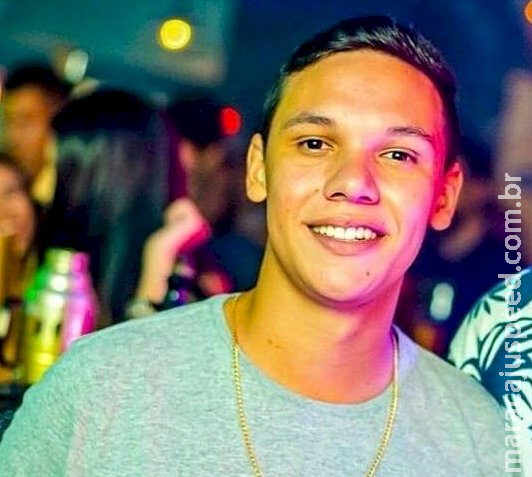 Jovem morre em acidente e passageiro de caminhonete fica gravemente ferido, em Dois Irmãos do Buriti