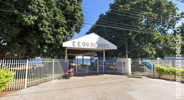 Ladrão esfomeado: escola estadual tem geladeira esvaziada em Sete Quedas Ladrão esfomeado: escola estadual tem geladeira esvaziada em Sete Quedas