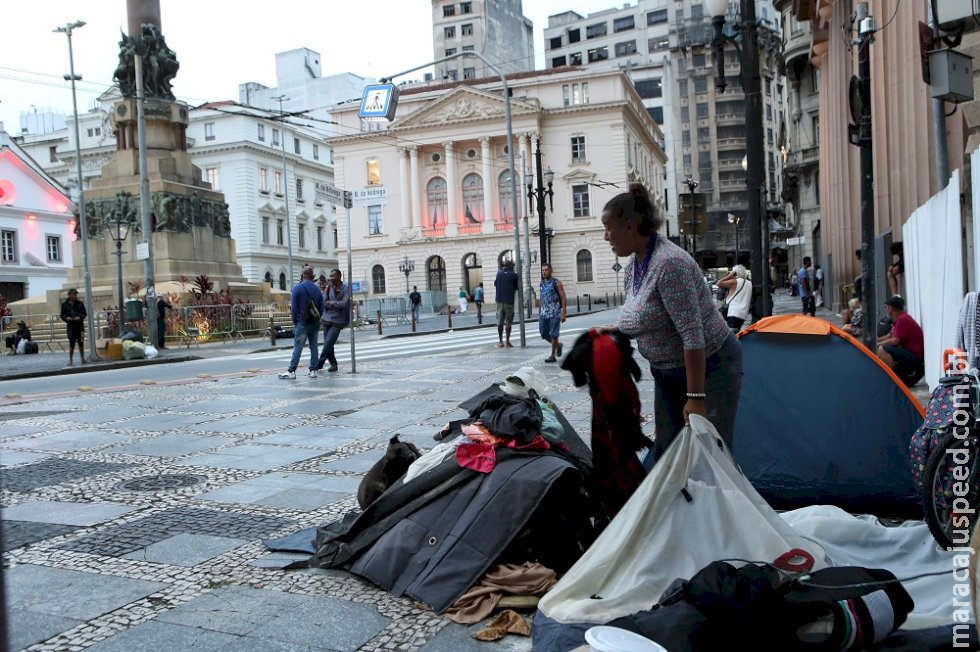 Lula sanciona lei que incentiva criação de empregos para pessoas em situação de rua Lula sanciona lei que incentiva criação de empregos para pessoas em situação de rua
