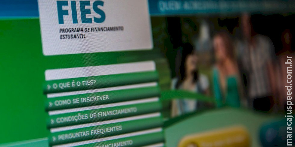 Ministério da Educação adia publicação de edital do Fies Ministério da Educação adia publicação de edital do Fies