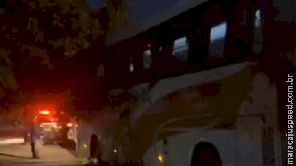 Morre menina atropelada por ônibus enquanto andava de bicicleta em Corumbá Morre menina atropelada por ônibus enquanto andava de bicicleta em Corumbá