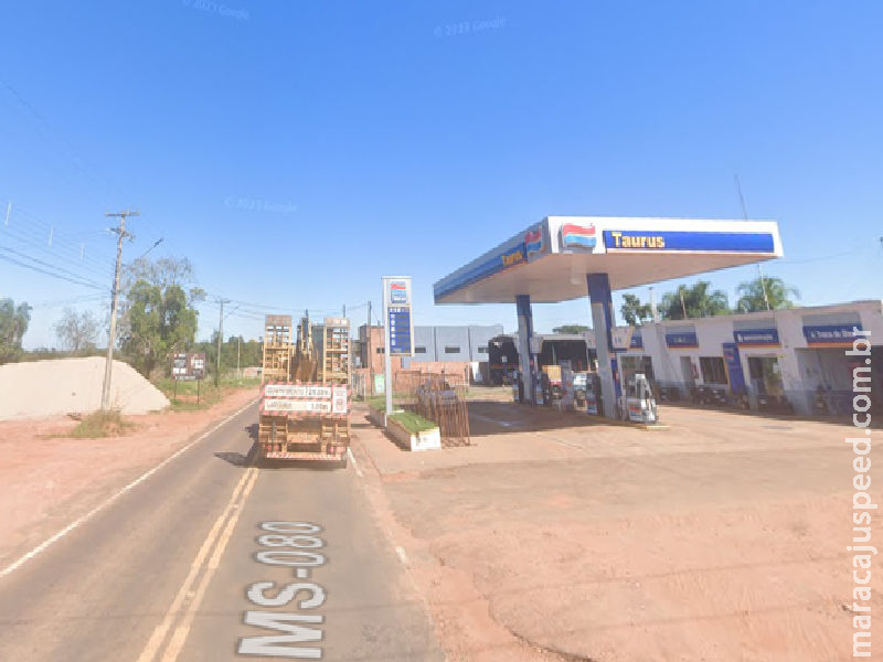 Motorista é encontrado morto em banheiro de posto de gasolina em Corguinho Motorista é encontrado morto em banheiro de posto de gasolina em Corguinho