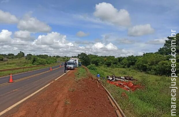 Motorista morre ao cair em barranco na MS-306, em Cassilândia