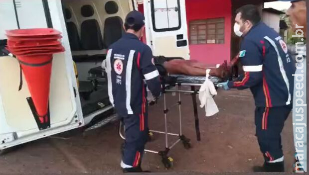 Mulher espancada com barra de ferro é socorrida em estado grave em Rio Verde de Mato Grosso Mulher espancada com barra de ferro é socorrida em estado grave em Rio Verde de Mato Grosso