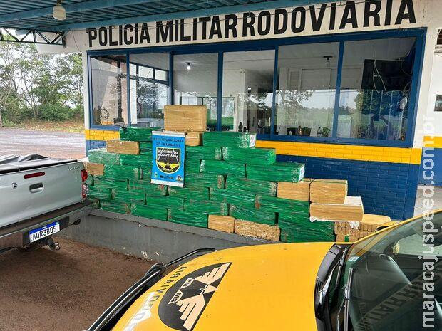 Polícia apreende 1,5 tonelada de drogas que estava em carro abandonado na MS-156, em Amambai Polícia apreende 1,5 tonelada de drogas que estava em carro abandonado na MS-156, em Amambai