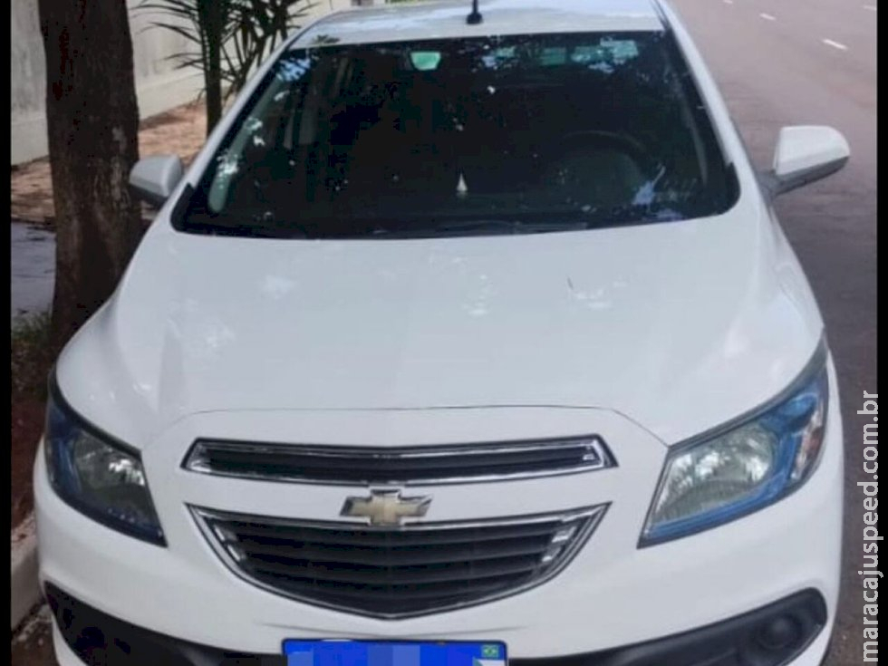 Polícia recupera veículo furtado, prende receptador e apreende menor Polícia recupera veículo furtado, prende receptador e apreende menor
