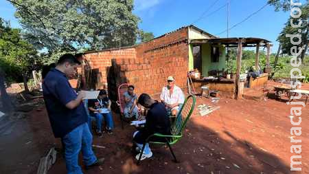 Prefeitura mobiliza equipes para atender famílias atingidas por temporal no Quebra Coco Prefeitura mobiliza equipes para atender famílias atingidas por temporal no Quebra Coco