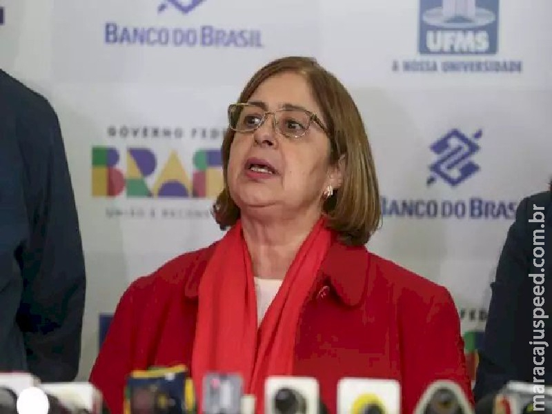 Riedel e ministra das Mulheres assinam implementação de mais 2 Casas da Mulher Riedel e ministra das Mulheres assinam implementação de mais 2 Casas da Mulher