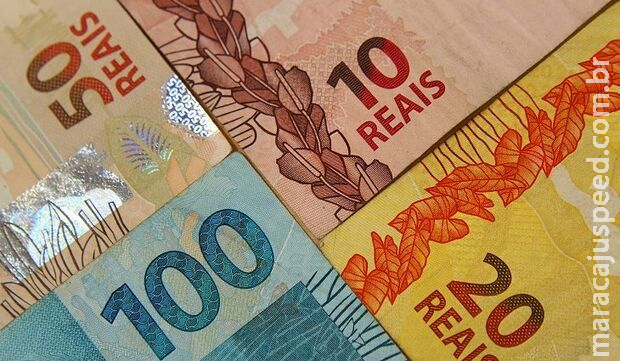 Servidores estaduais podem sacar salário já neste sábado Servidores estaduais podem sacar salário já neste sábado