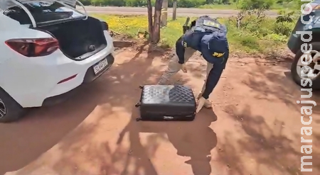 Sobrinho de prefeito é preso com 12,5 kg de supermaconha e pasta base de cocaína Sobrinho de prefeito é preso com 12,5 kg de supermaconha e pasta base de cocaína