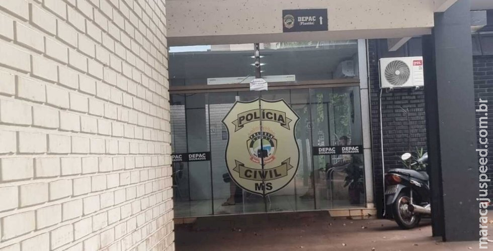 Após ordem de parada motociclista foge da PM, cai e acaba preso em Dourados Após ordem de parada motociclista foge da PM, cai e acaba preso em Dourados