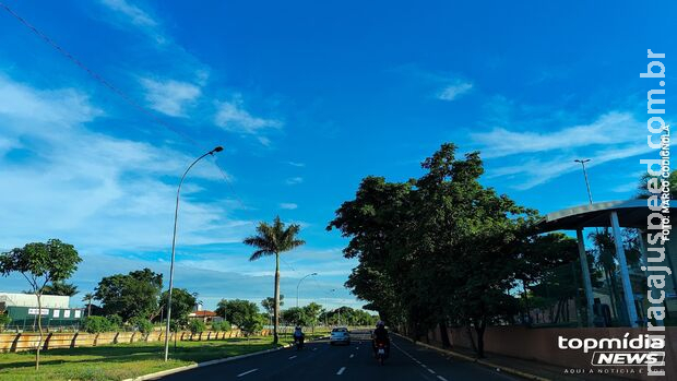 Calor de 36ºC e chuvas fortes neste sábado, aponta meteorologia Calor de 36ºC e chuvas fortes neste sábado, aponta meteorologia