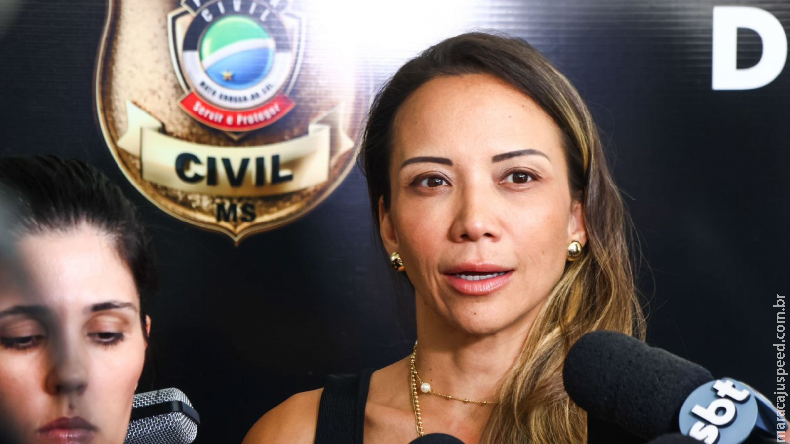 “Crime de ódio”, diz delegada após marido ficar calmo e confessar ter matado mulher com 9 facadas “Crime de ódio”, diz delegada após marido ficar calmo e confessar ter matado mulher com 9 facadas