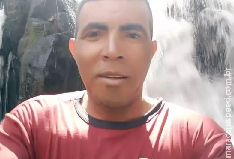 Decretada prisão preventiva de marido que matou mulher a facadas Decretada prisão preventiva de marido que matou mulher a facadas