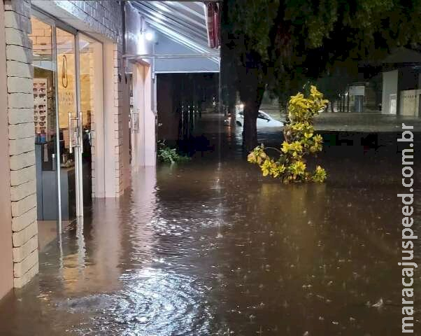 Em MS, 11 municípios estão em alerta para chuvas intensas
