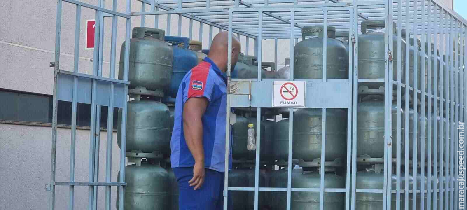 Gás de cozinha é comercializado nas distribuidoras de Dourados a até R$ 130