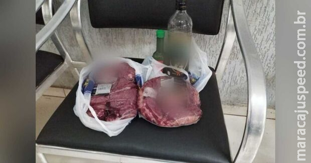 Homem é preso após furtar picanha e cachaça em supermercado de Dourados Homem é preso após furtar picanha e cachaça em supermercado de Dourados
