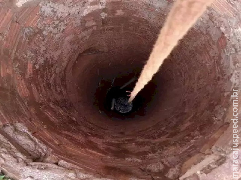 Homem morre após inalar gás enquanto limpava poço em Sete Quedas Homem morre após inalar gás enquanto limpava poço em Sete Quedas