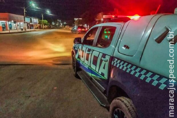 Ladrão leva surra de moradores após tentar furtar moto e esfaquear vítima no Jardim Aeroporto