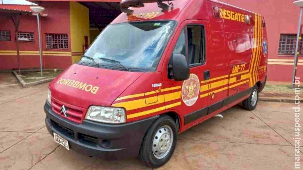 Motociclista é socorrida com ferimento na cabeça após colisão com S10 em Caarapó Motociclista é socorrida com ferimento na cabeça após colisão com S10 em Caarapó