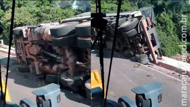 Motorista que tombou carreta na Ponte do Rio Taquarussu recebe multa de R$ 50 mil 