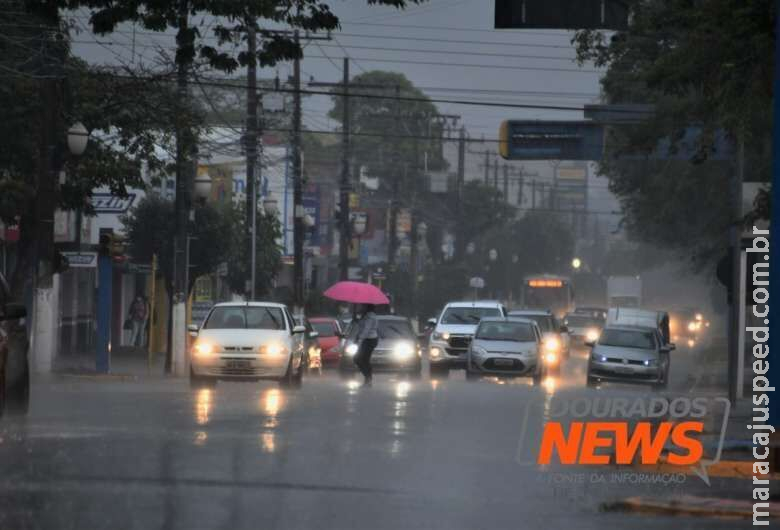Muita água: Previsão é de chuva intensa em todos os municípios de MS a partir de sexta