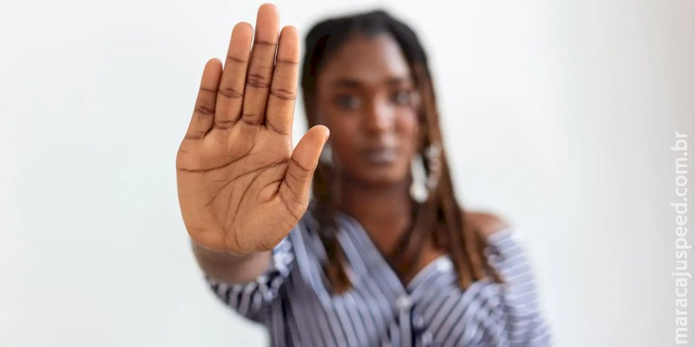 A cada 24 horas, ao menos oito mulheres são vítimas de violência A cada 24 horas, ao menos oito mulheres são vítimas de violência