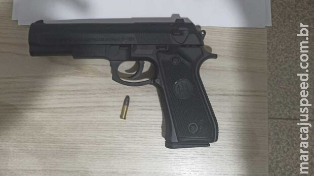 Adolescente leva arma de brinquedo para escola e ameaça colegas em Terenos Adolescente leva arma de brinquedo para escola e ameaça colegas em Terenos