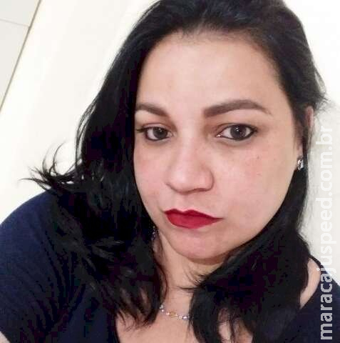 Alvo foi morto com 15 tiros e mulher atingida de propósito no Estrela do Sul, em Campo Grande Alvo foi morto com 15 tiros e mulher atingida de propósito no Estrela do Sul, em Campo Grande