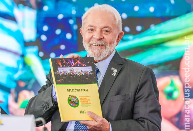 Aprovação ao trabalho do presidente Lula cai para 51%