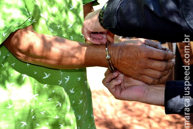 Armado com rifle, idoso é preso após ameaçar funcionário de fazenda em Terenos Armado com rifle, idoso é preso após ameaçar funcionário de fazenda em Terenos