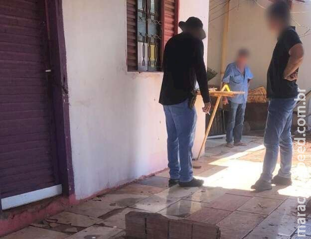 Atiradores disparam 9 vezes e matam morador de Rio Verde deitado em quarto em São Gabriel do Oeste Atiradores disparam 9 vezes e matam morador de Rio Verde deitado em quarto em São Gabriel do Oeste
