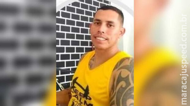 Bombeiros encerraram buscas por desaparecido que teve moto encontrada na cachoeira do Céuzinho Bombeiros encerraram buscas por desaparecido que teve moto encontrada na cachoeira do Céuzinho