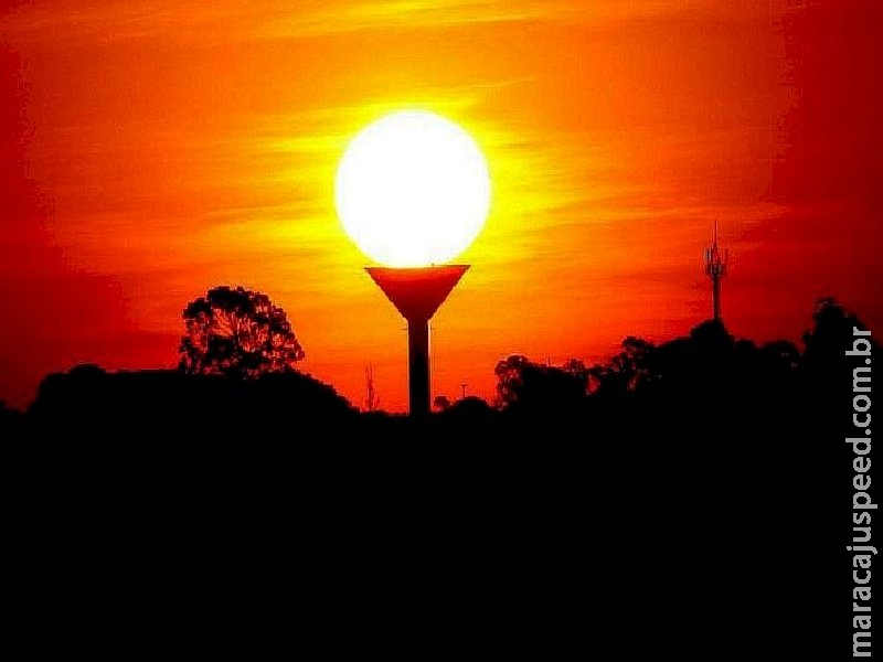 Com aquecimento acentuado durante o dia, calor e tempo seco permanecem nesta terça Com aquecimento acentuado durante o dia, calor e tempo seco permanecem nesta terça