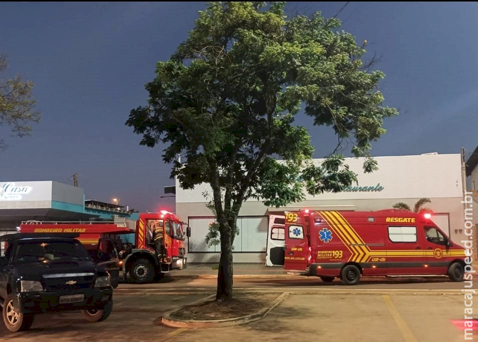 Corpo de Bombeiros combate incêndio em cozinha de restaurante em Caarapó