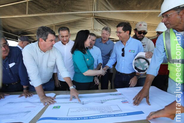 Eduardo Riedel, Simone Tebet e Waldez Góes fiscalizam obras da rota bioceânica