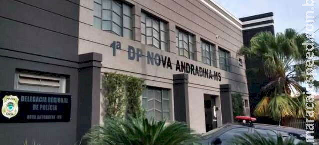 Homem atira contra desafeto que recebeu nudes da esposa em MS Homem atira contra desafeto que recebeu nudes da esposa em MS
